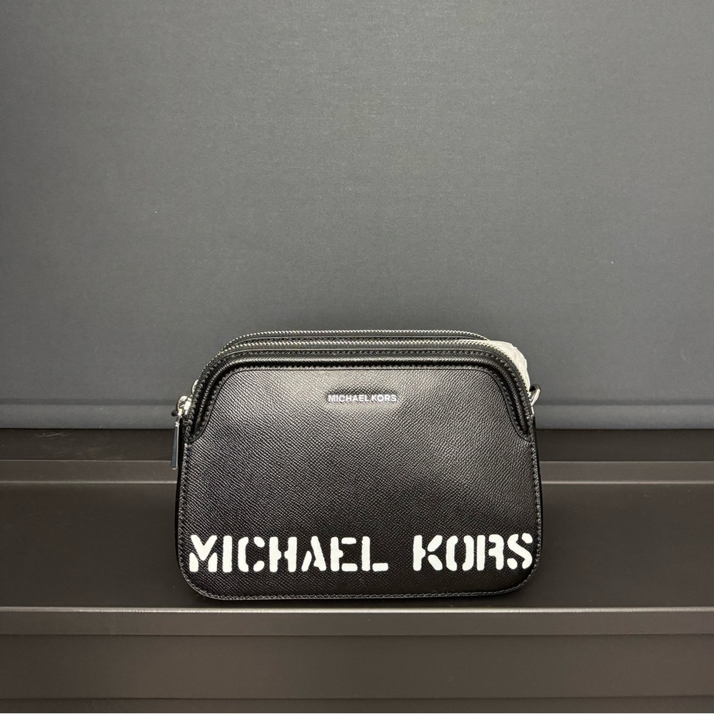 Michael Kors black leather purse